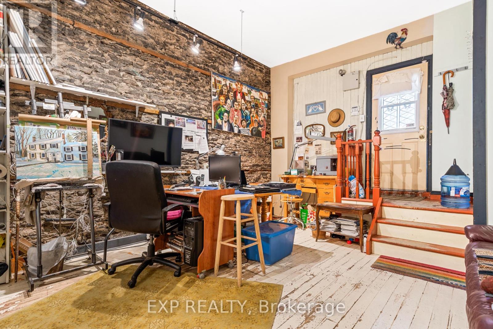 395 Front Street Property Photo 15