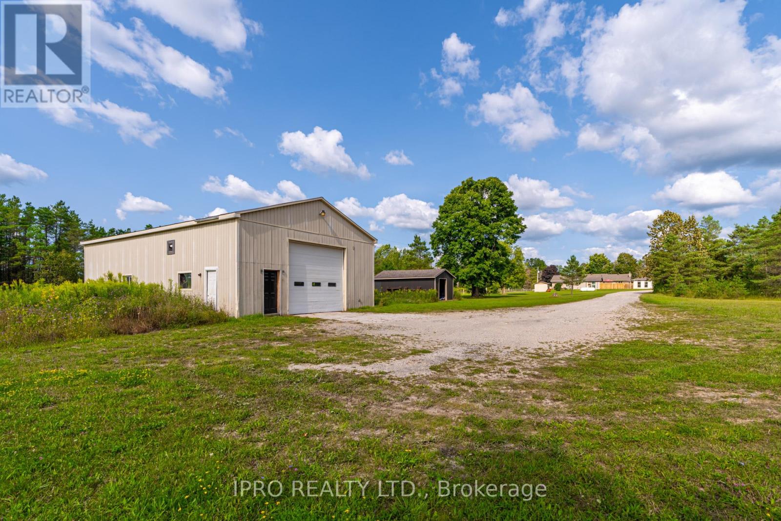 333424 Concession 1 Rr4 Property Photo 16