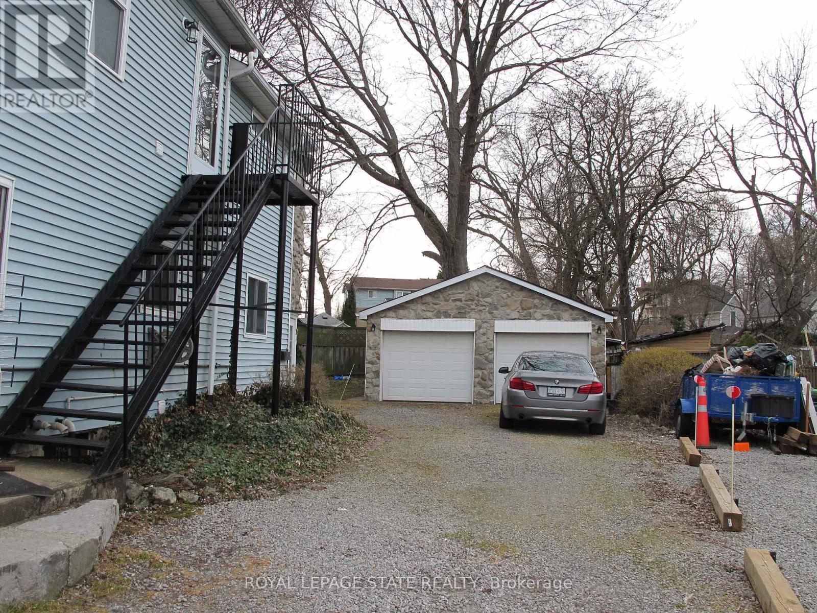 4233 May Avenue Property Photo 4