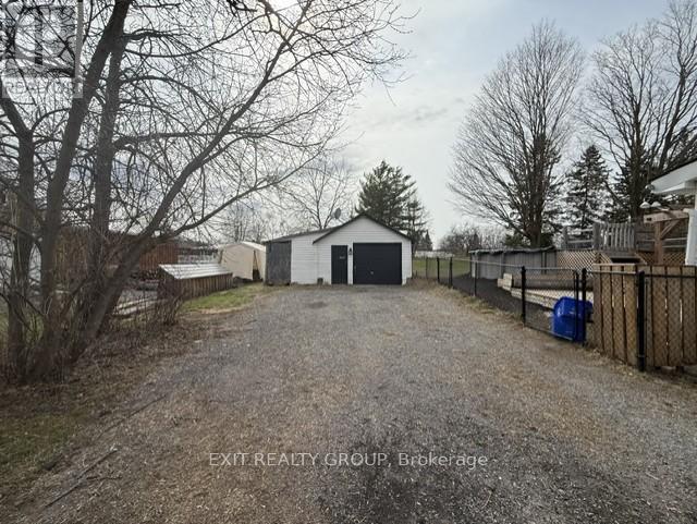 156 Henry Street Property Photo 3