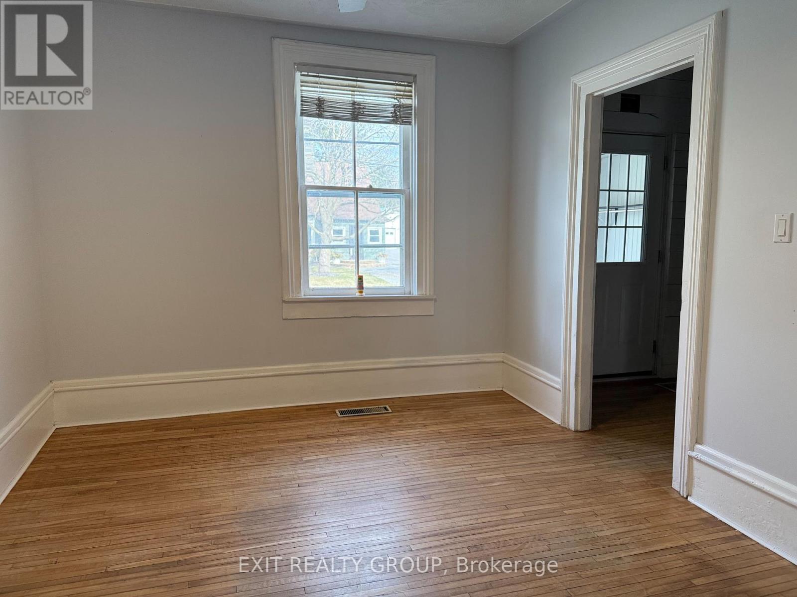 156 Henry Street Property Photo 14