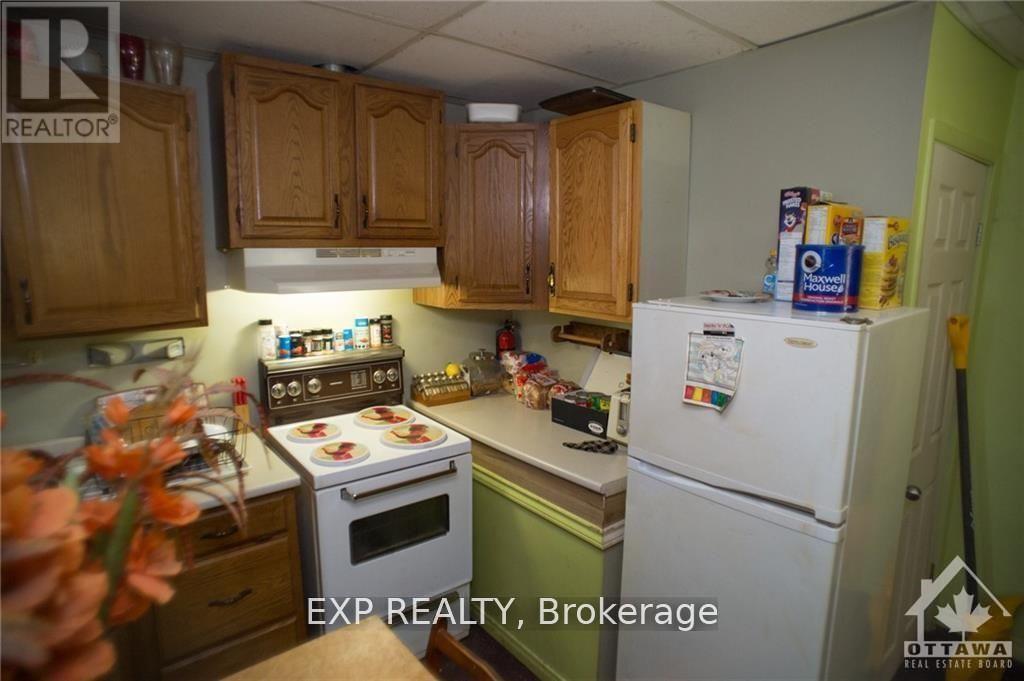 380 Fisher Street Property Photo 4