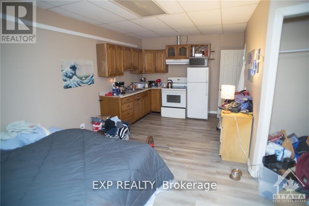 380 Fisher Street Property Photo 10