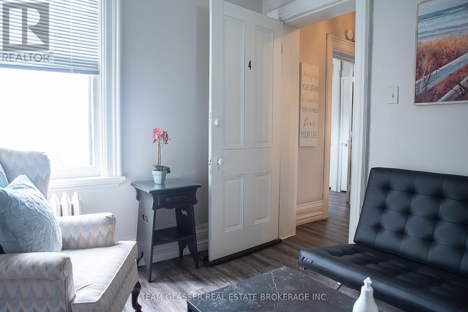 474 King Street Property Photo 19