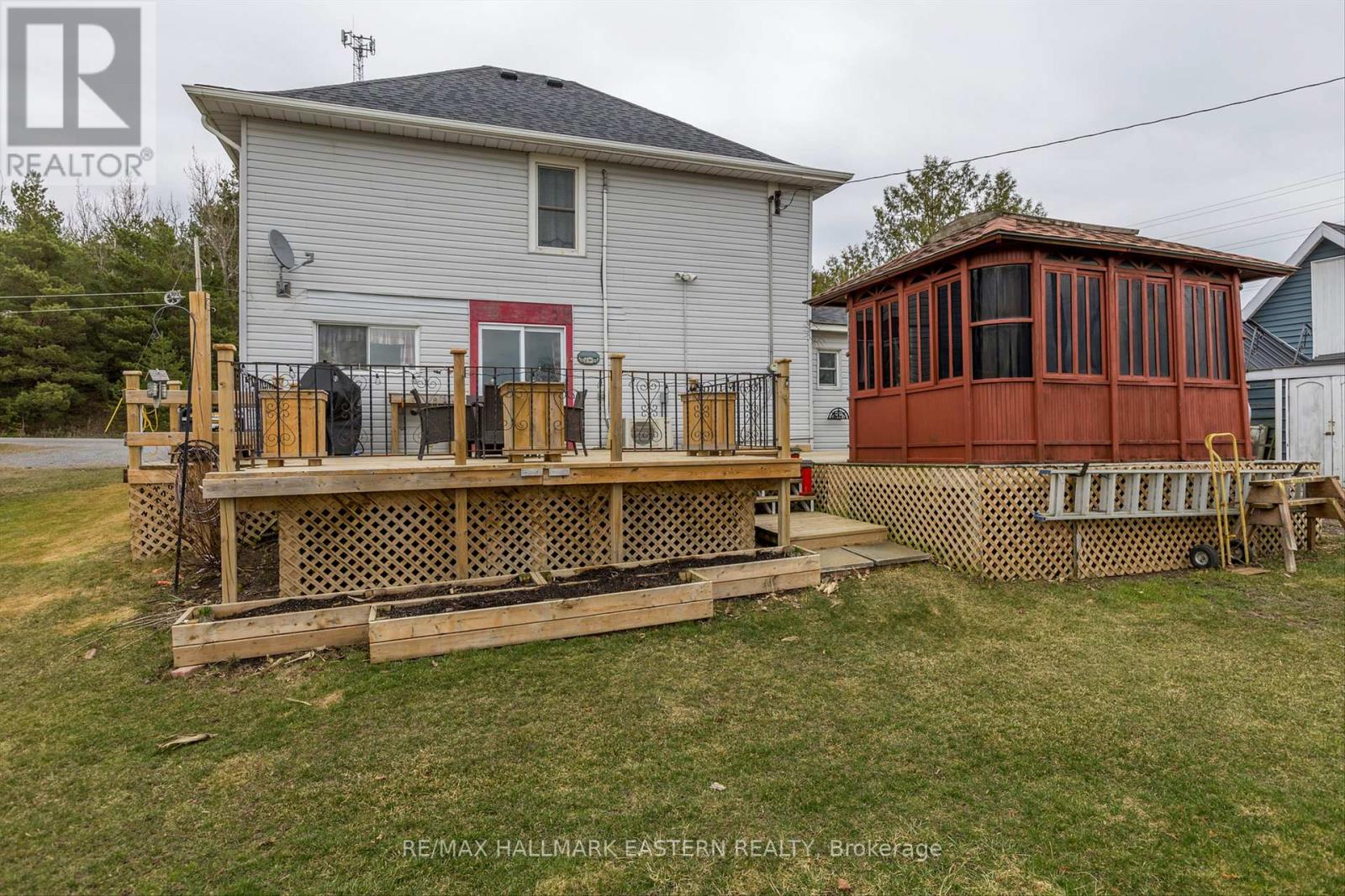 848 County Rd 41 Road Property Photo 2