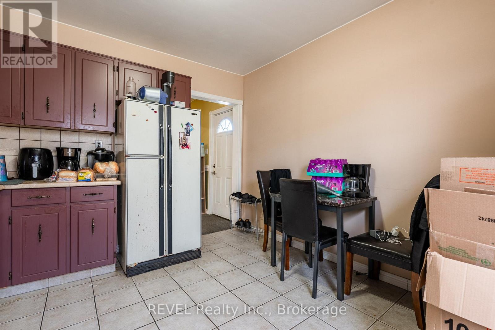 131 Niagara Street Property Photo 14
