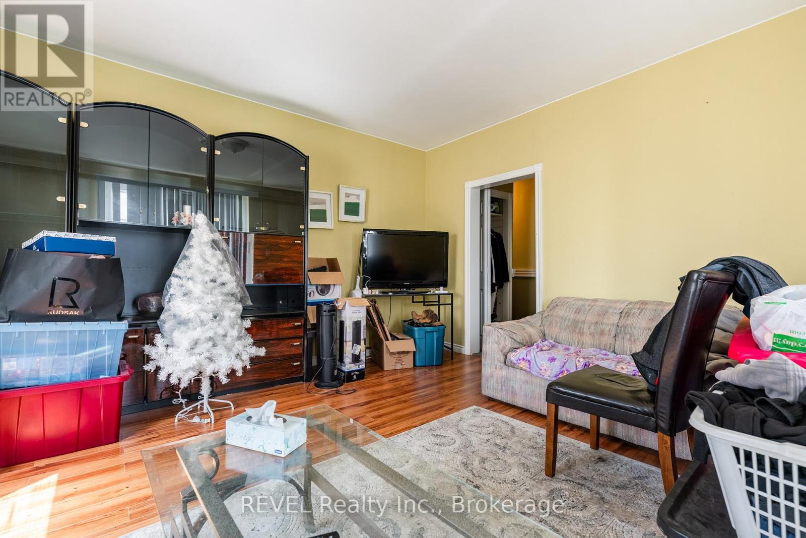 131 Niagara Street Property Photo 21