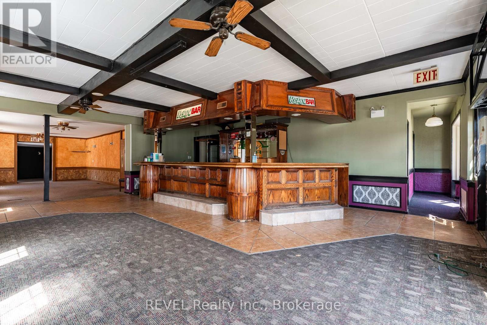 131 Niagara Street Property Photo 23
