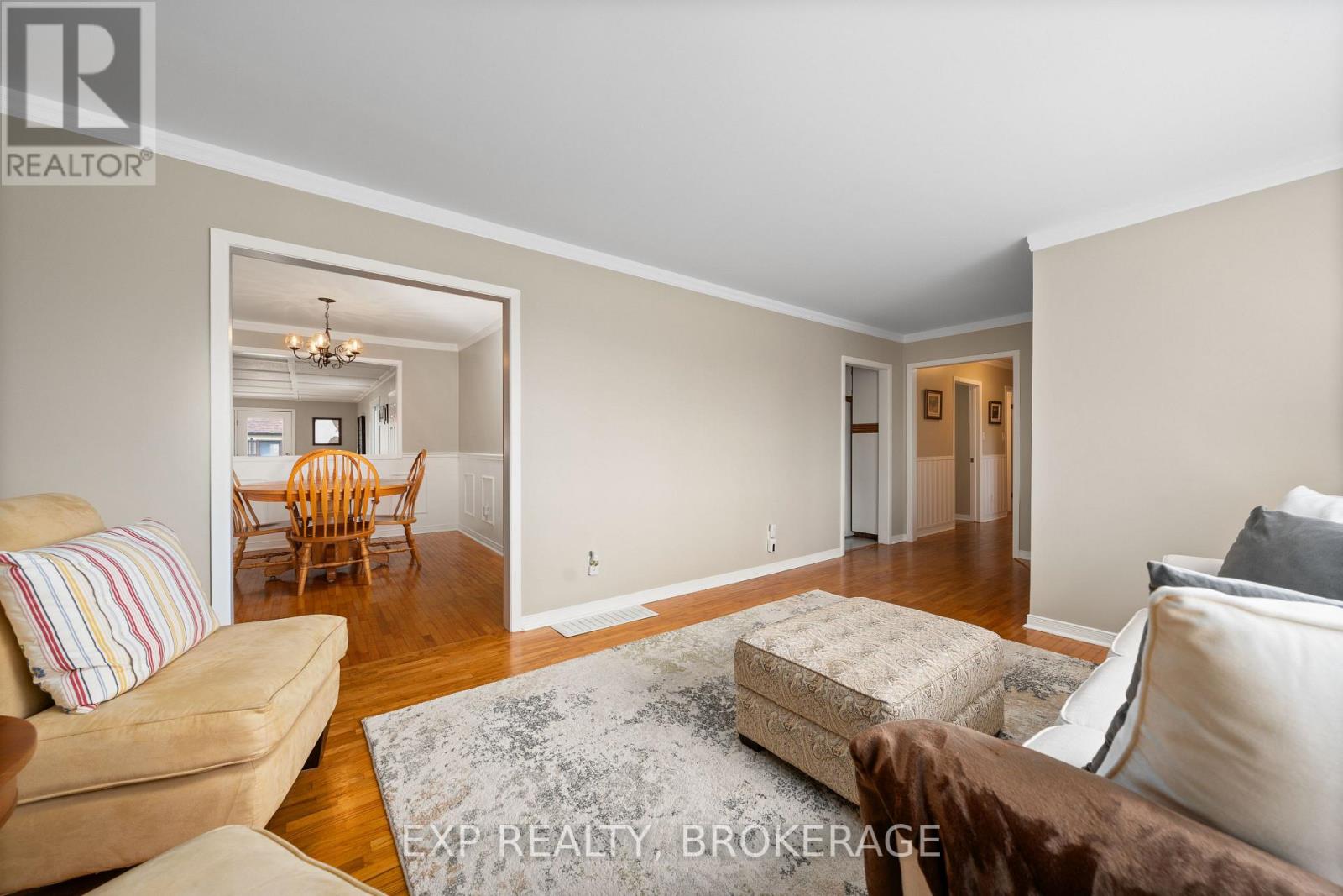2402 Hamilton Road Property Photo 9