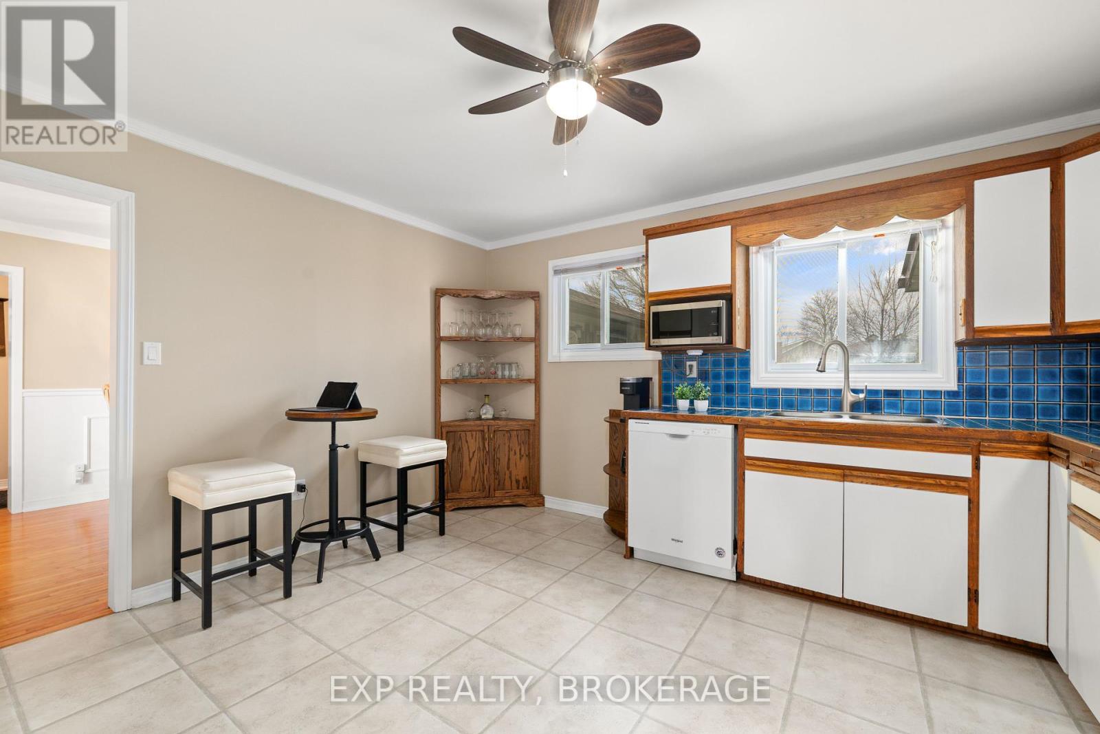 2402 Hamilton Road Property Photo 15