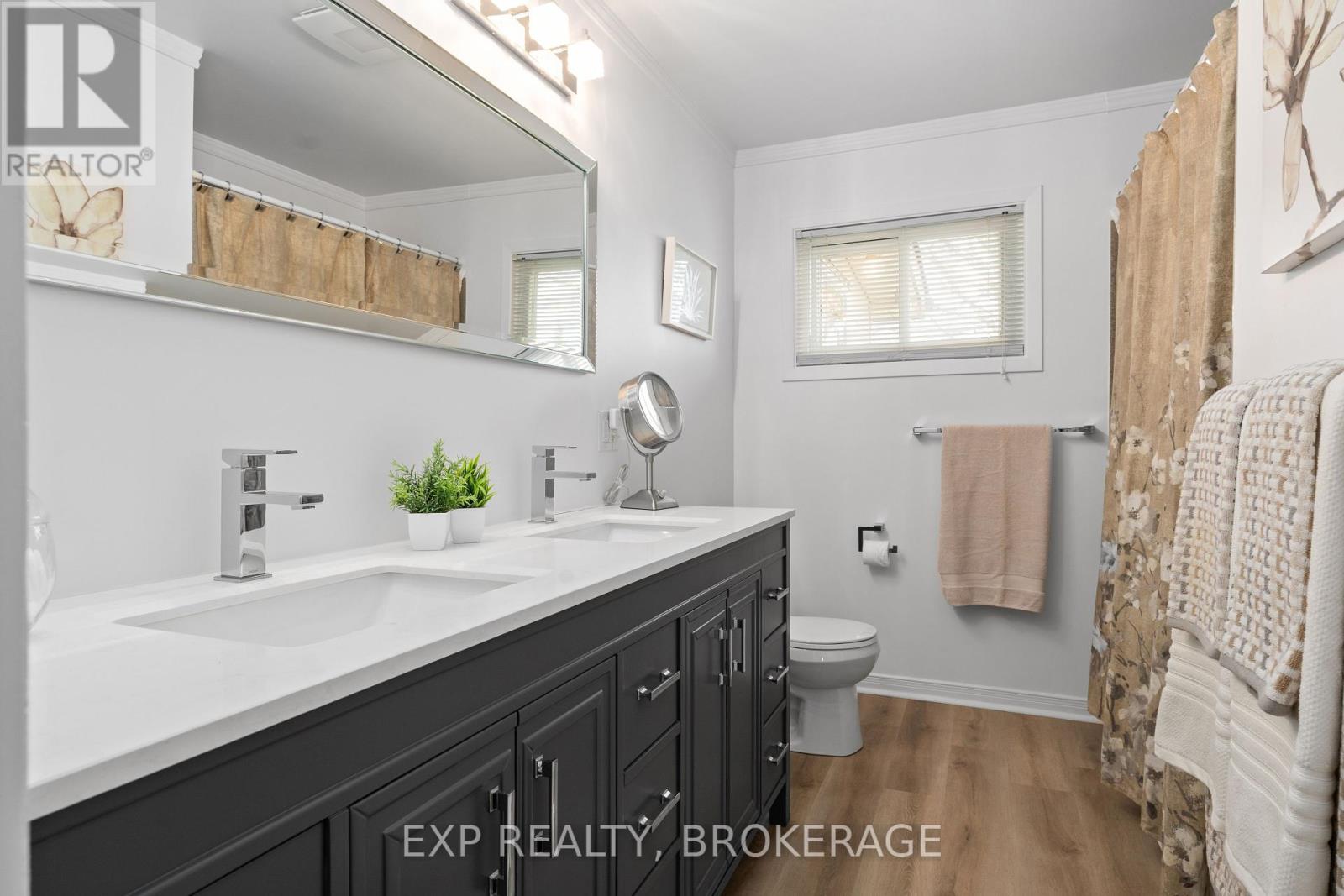 2402 Hamilton Road Property Photo 26