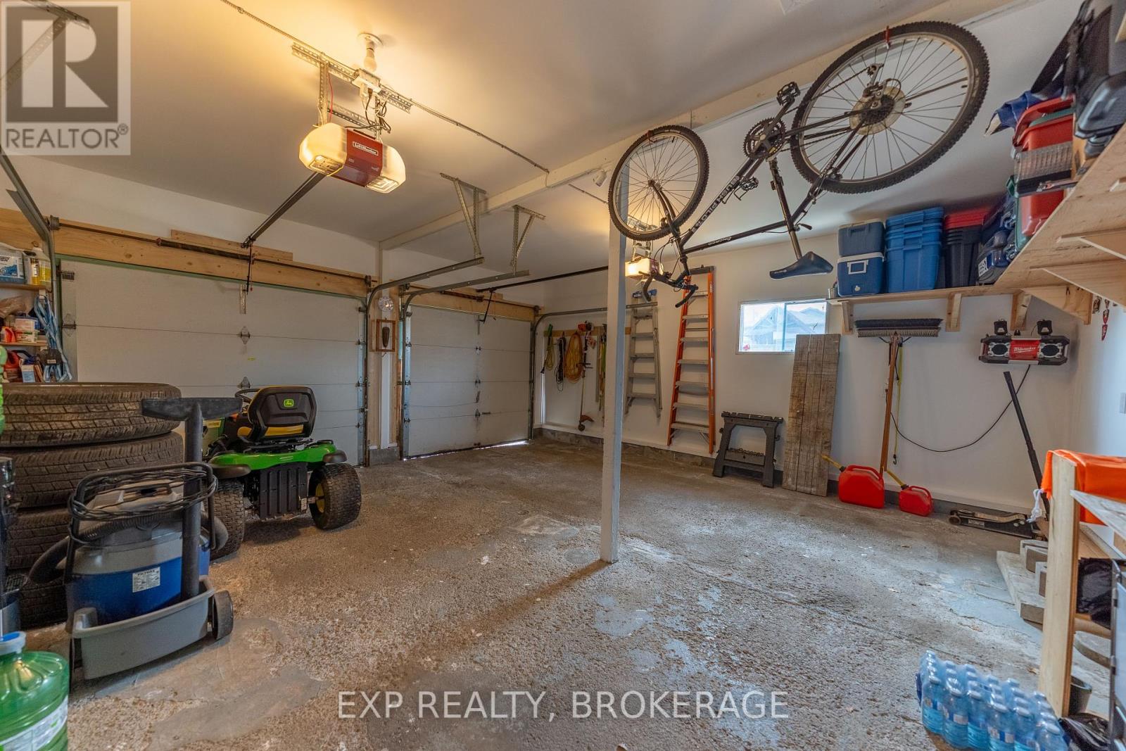 2402 Hamilton Road Property Photo 32