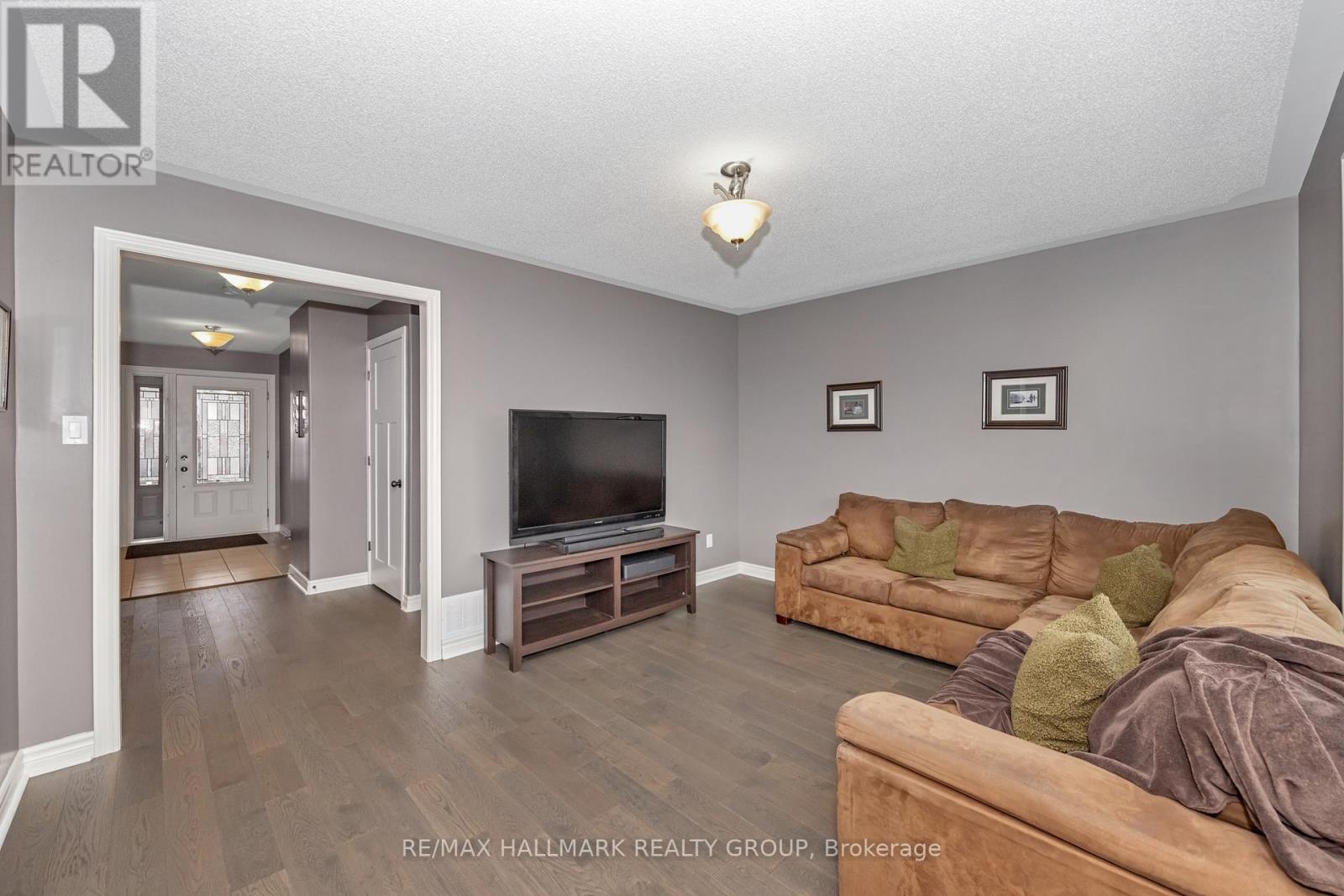 611 Laroque Street Property Photo 17