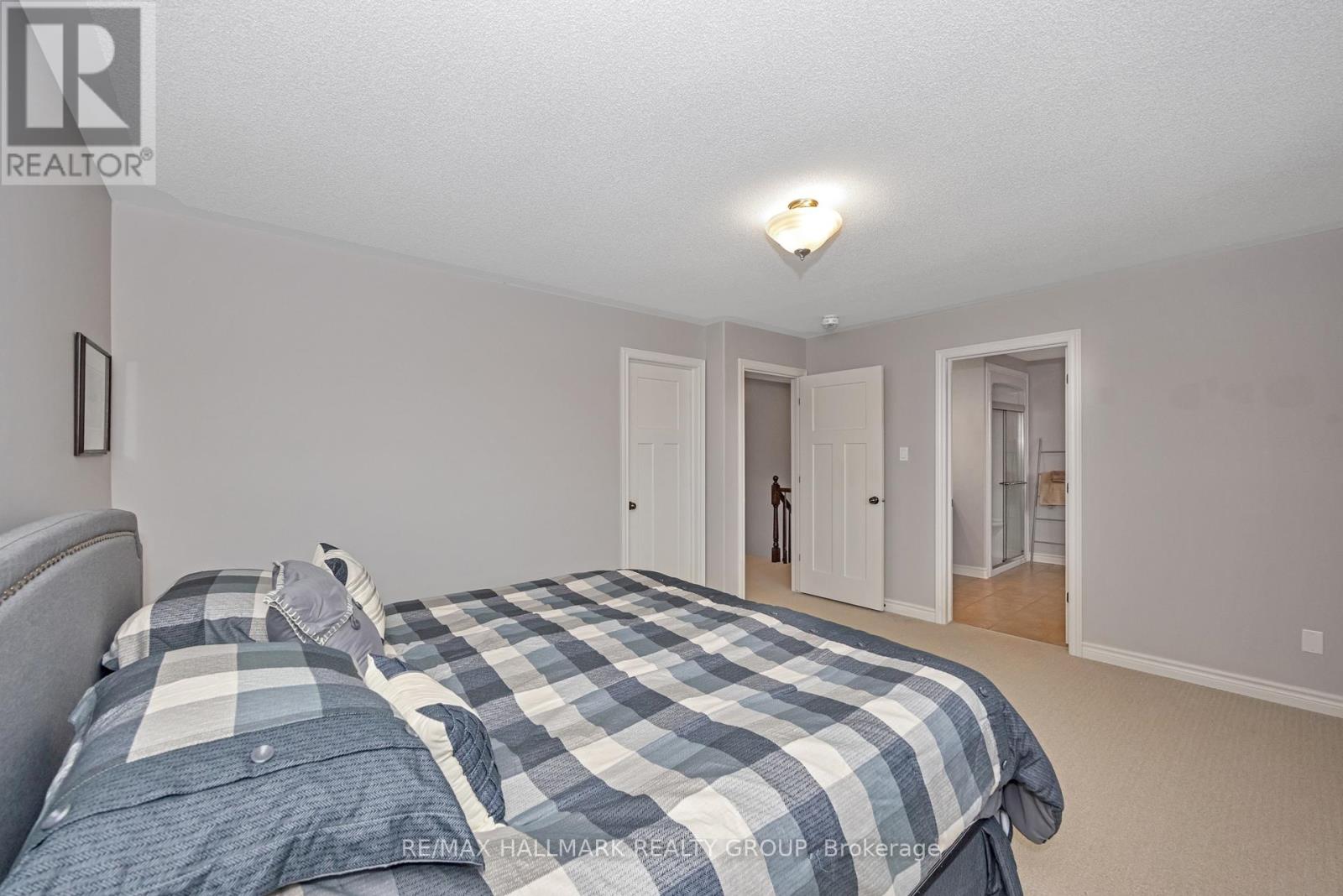 611 Laroque Street Property Photo 22