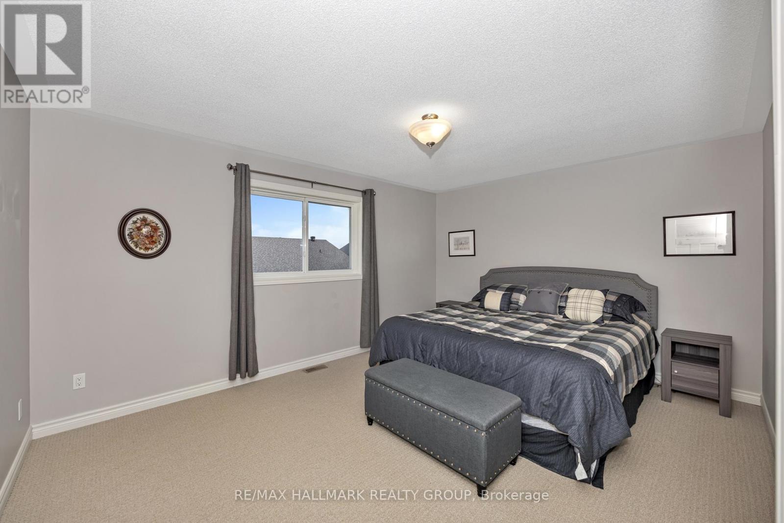 611 Laroque Street Property Photo 23