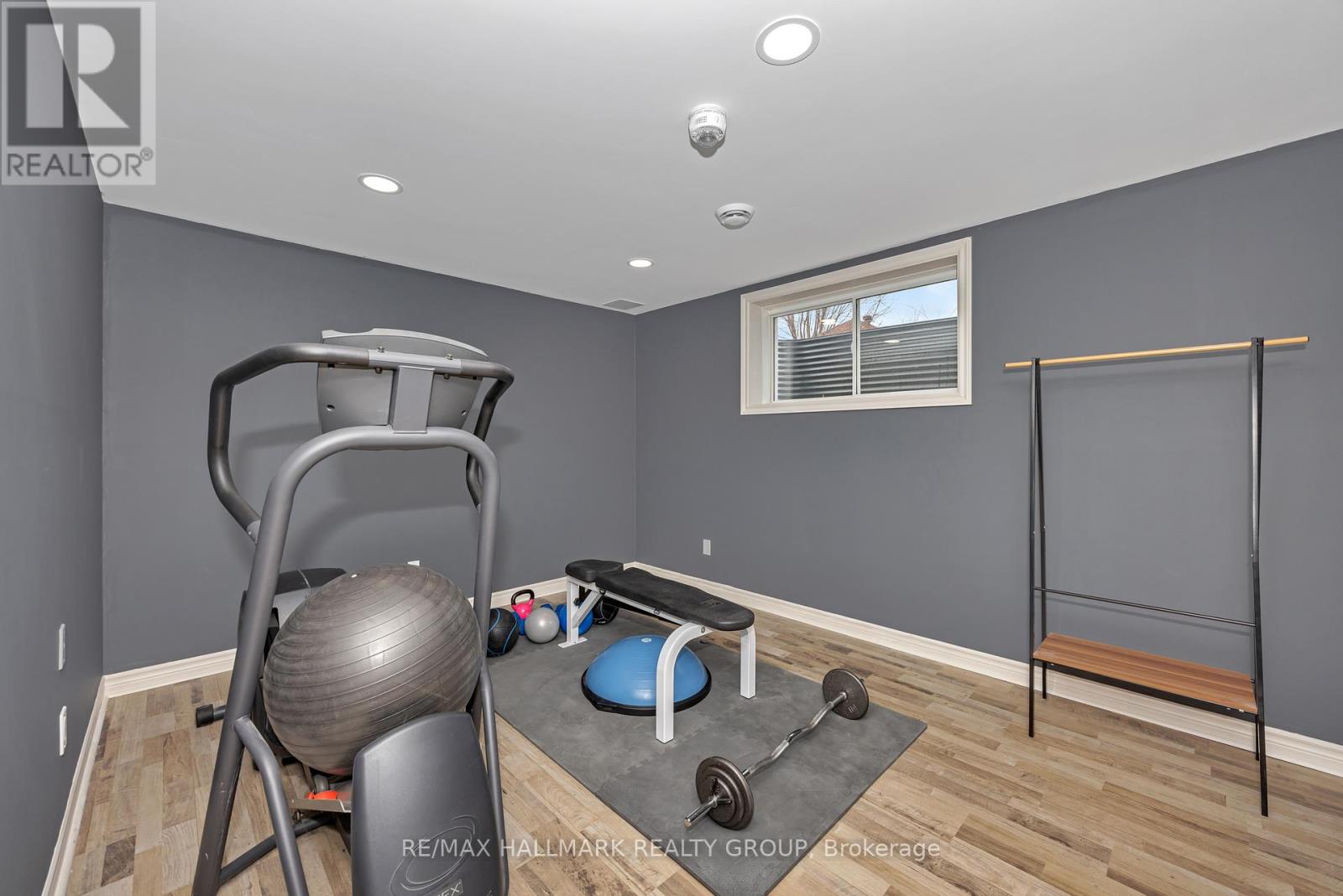 611 Laroque Street Property Photo 33