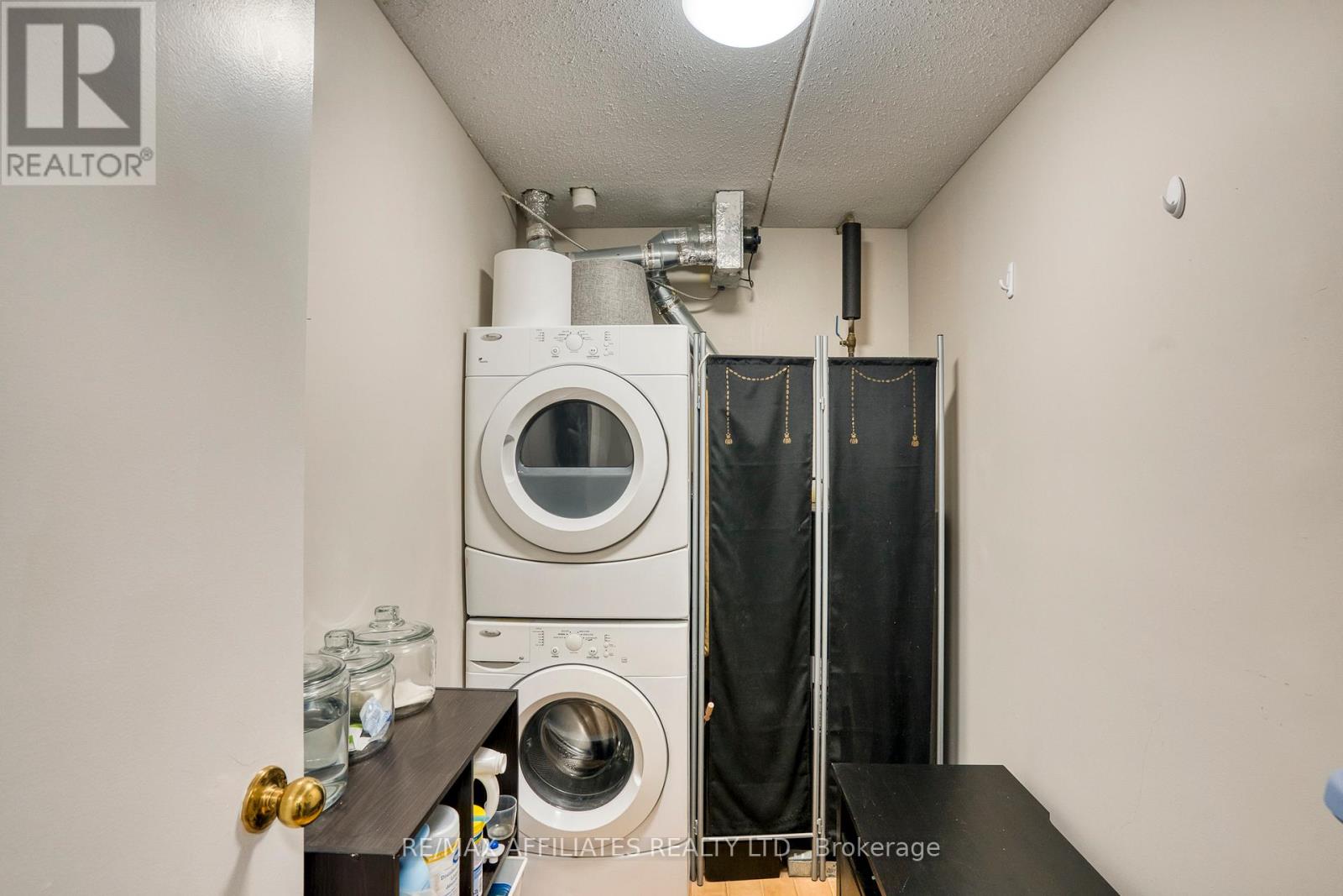 307 - 206 Woodward Street Property Photo 18