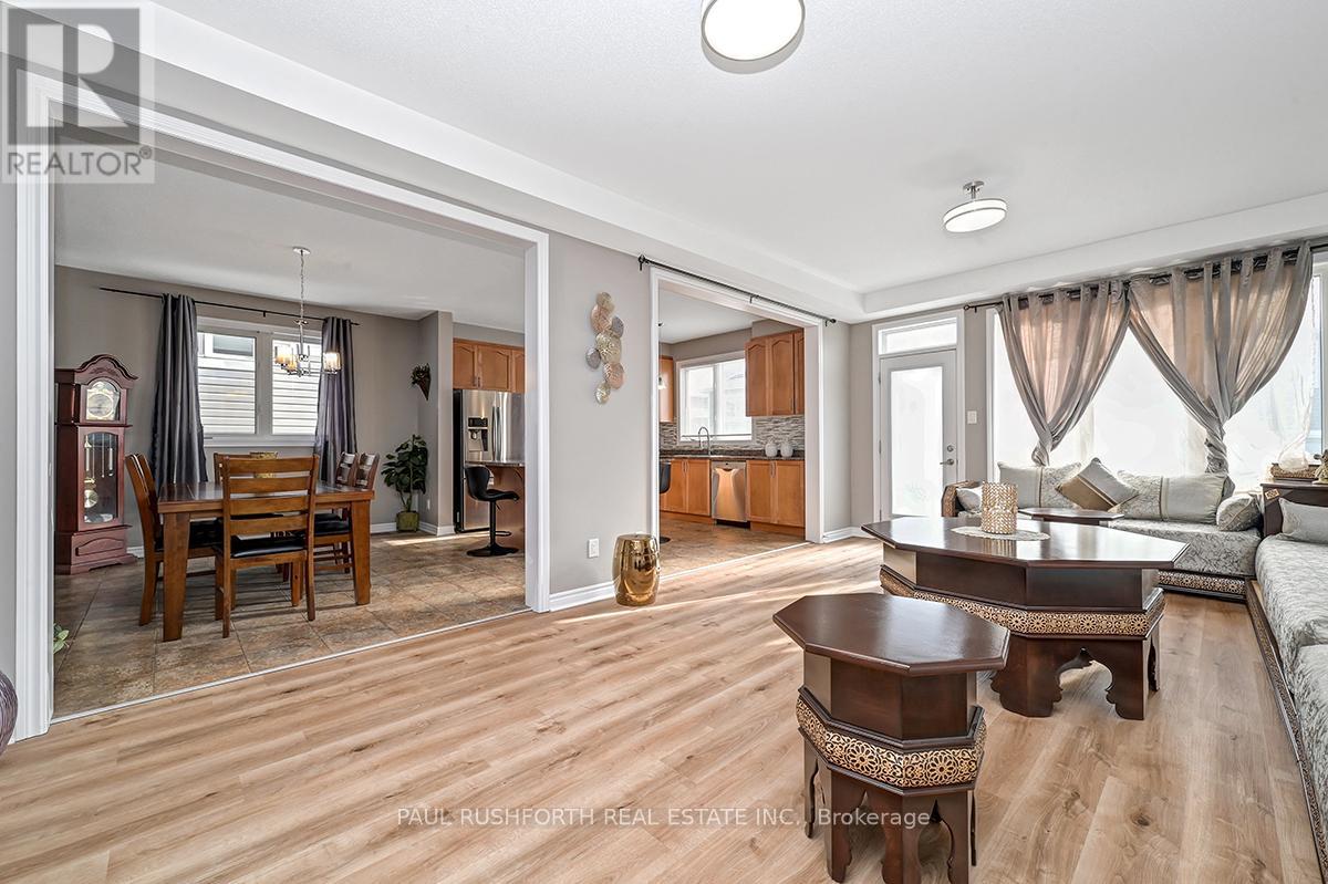 609 Dundonald Drive Property Photo 6
