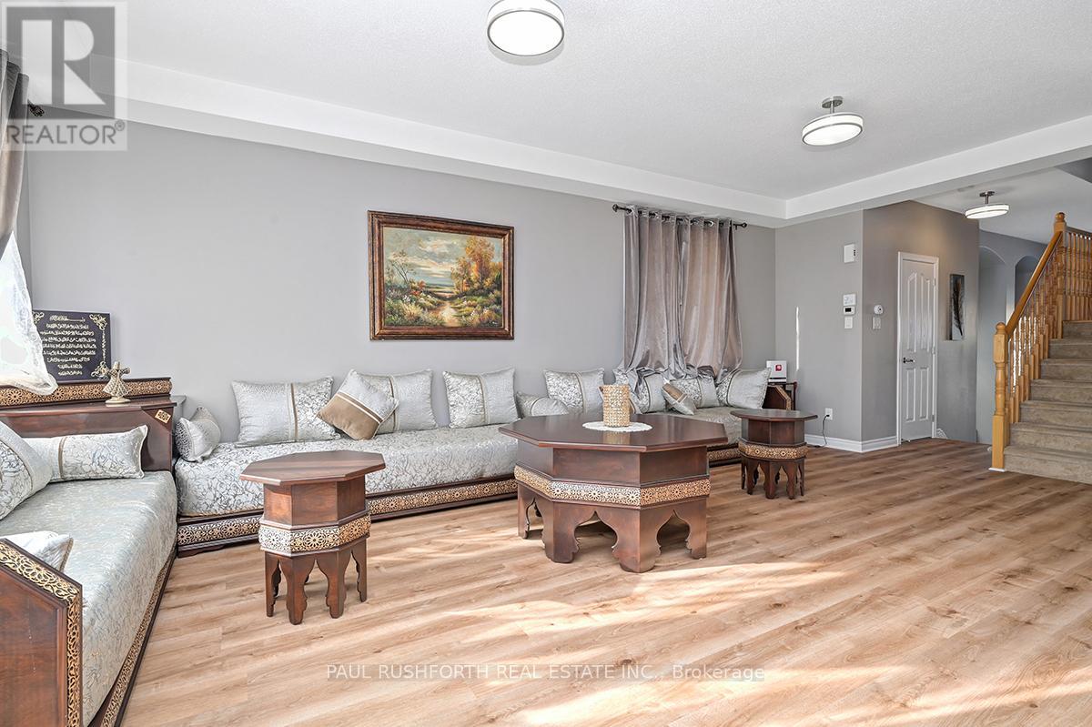 609 Dundonald Drive Property Photo 7