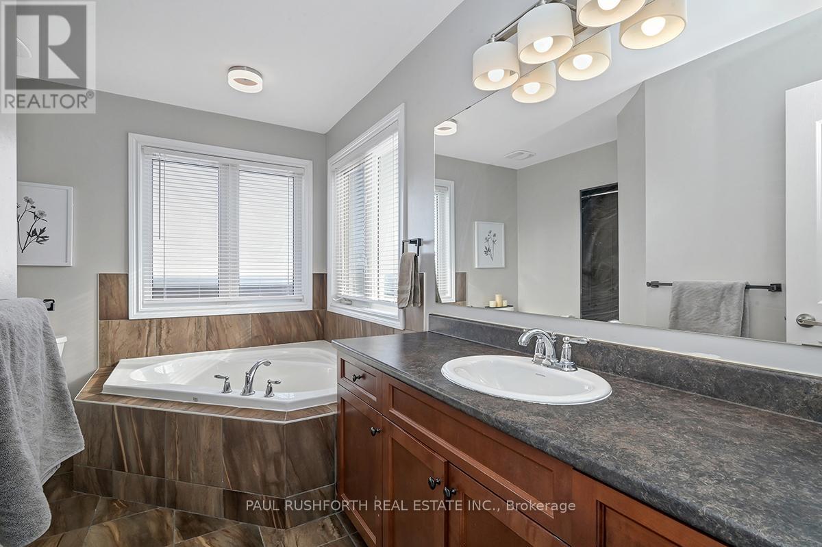 609 Dundonald Drive Property Photo 19