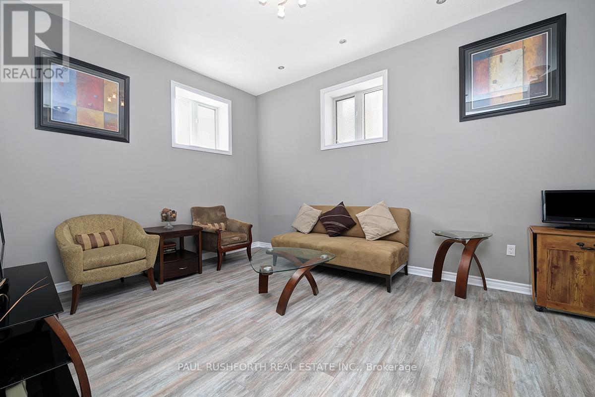 609 Dundonald Drive Property Photo 25