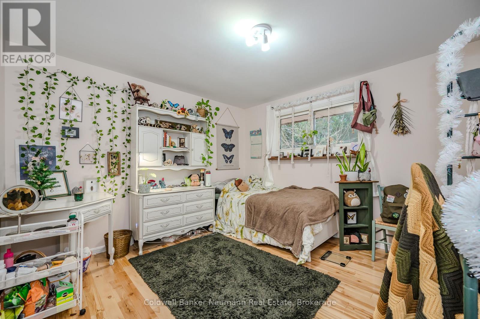 100 Guelph Street Property Photo 15