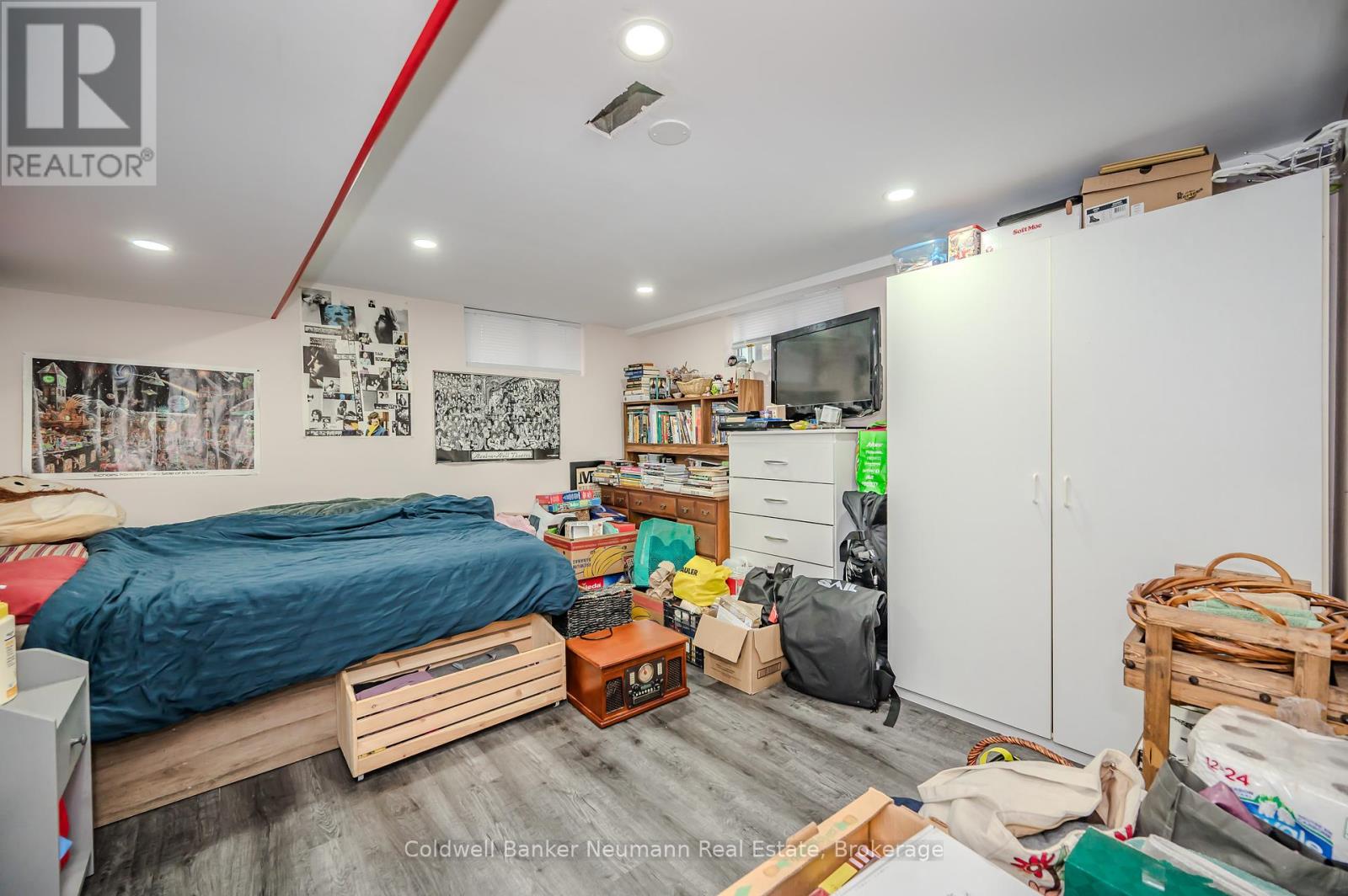 100 Guelph Street Property Photo 20