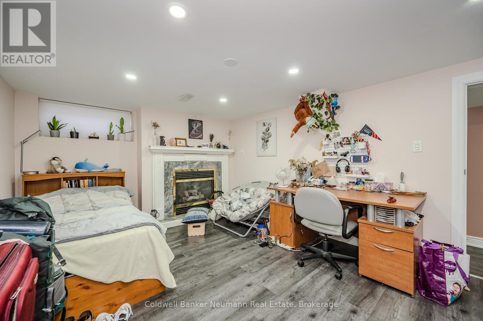 100 Guelph Street Property Photo 22