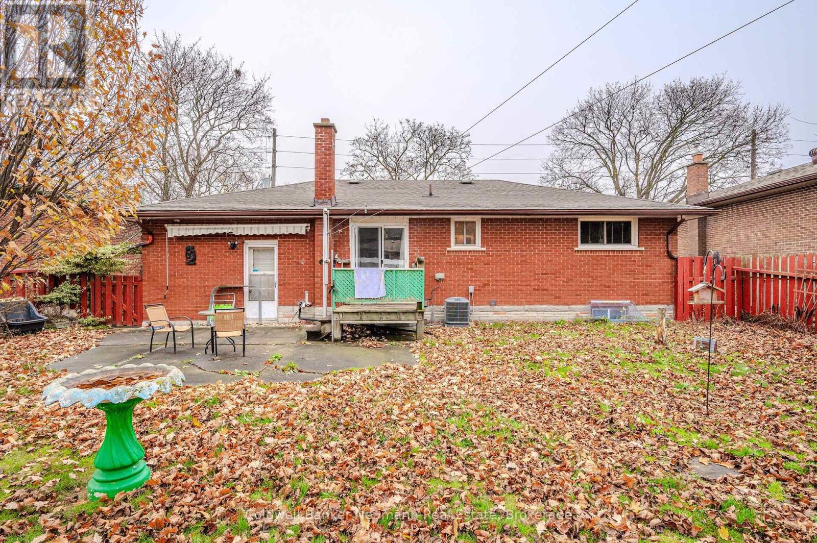 100 Guelph Street Property Photo 36