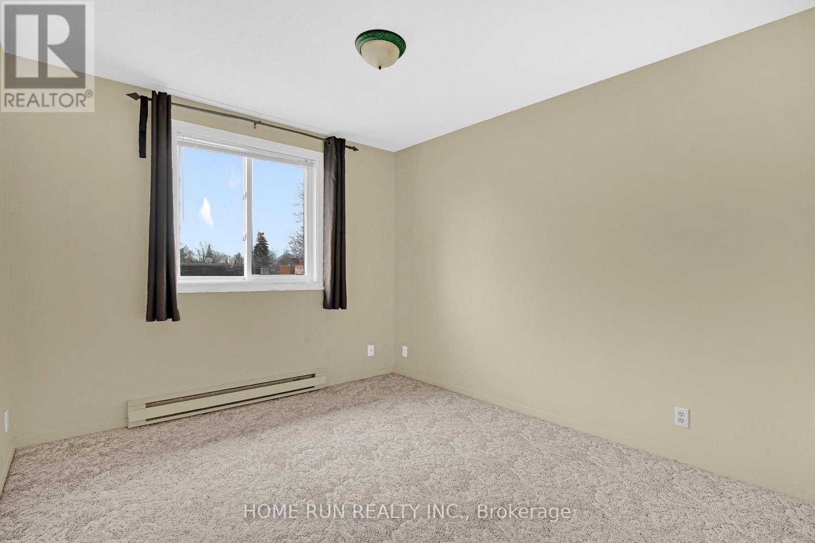 9 - 522 Riverdale Avenue Property Photo 18
