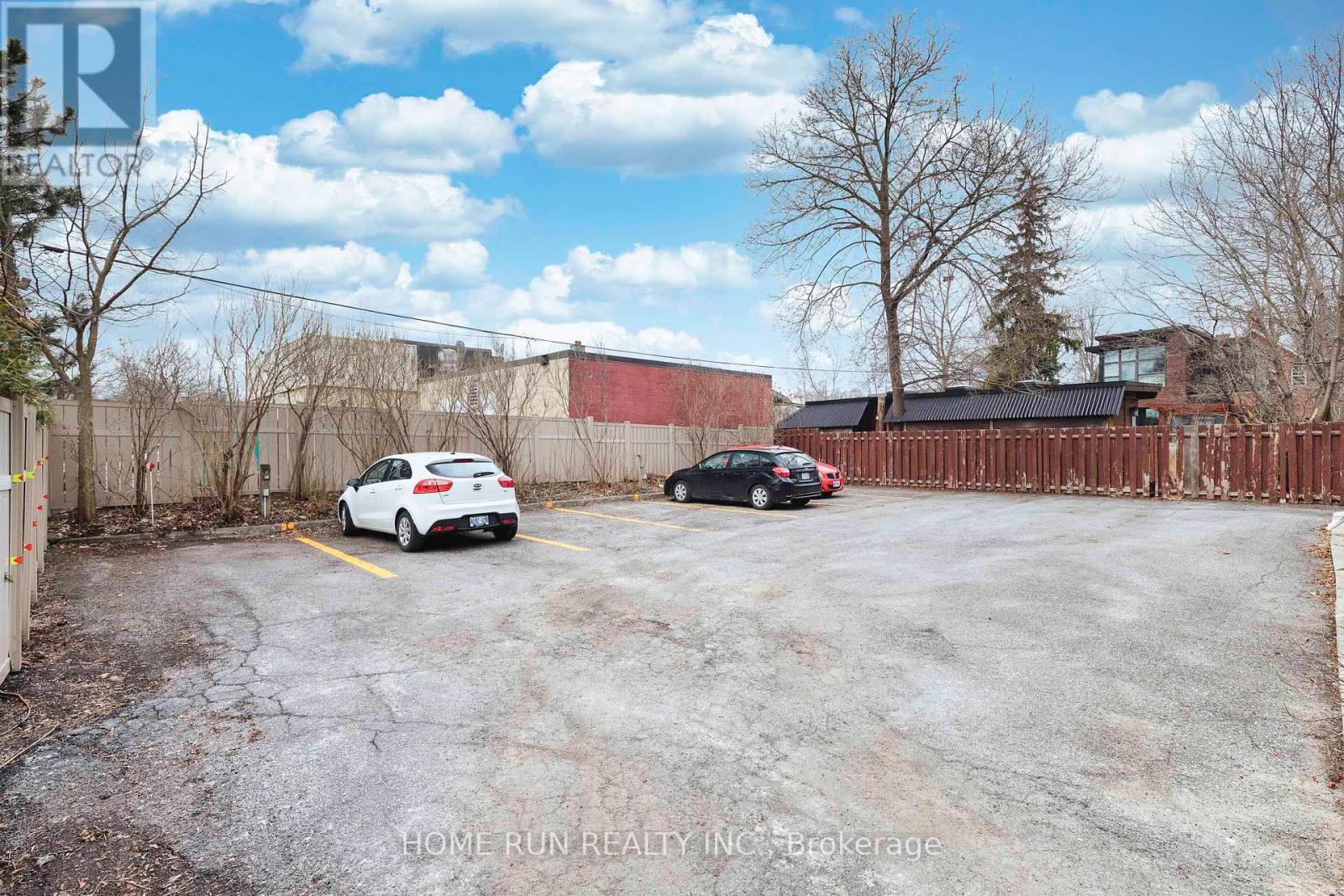 9 - 522 Riverdale Avenue Property Photo 20