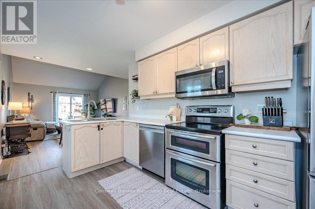 30 - 60 Ptarmigan Drive Property Photo 14