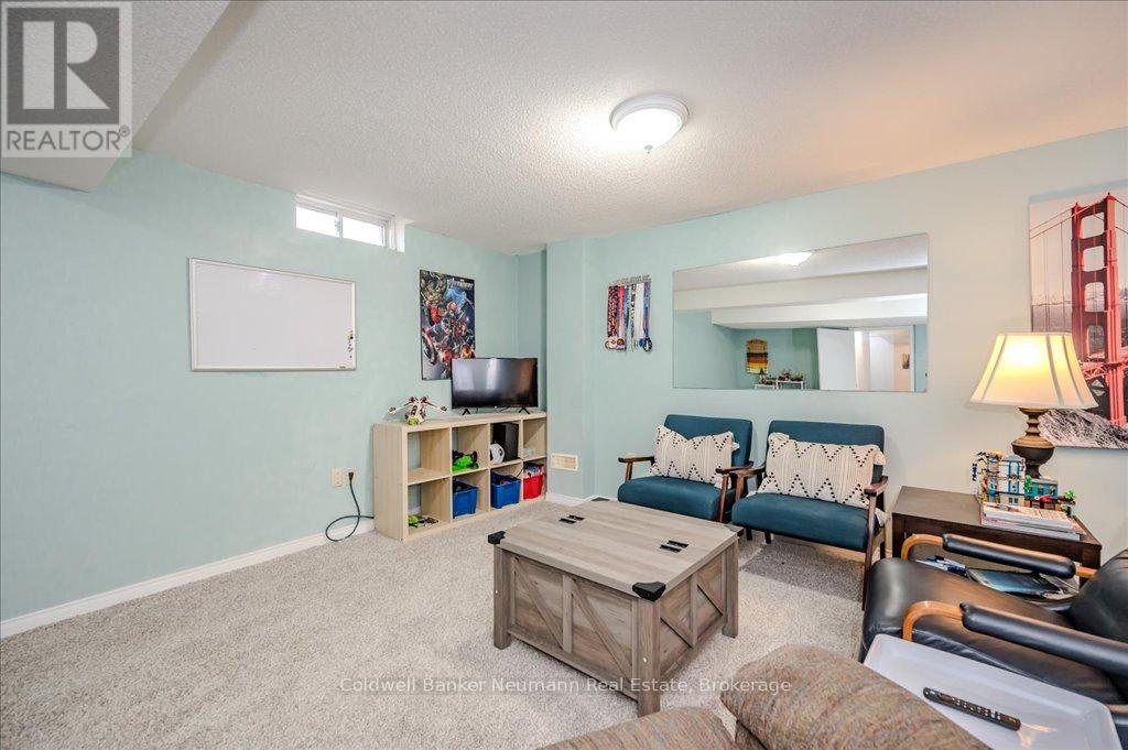 30 - 60 Ptarmigan Drive Property Photo 28