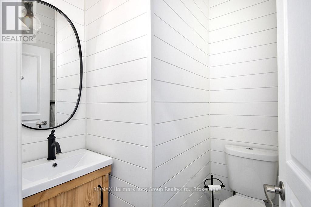 18 - 689616 Monterra Road Property Photo 12