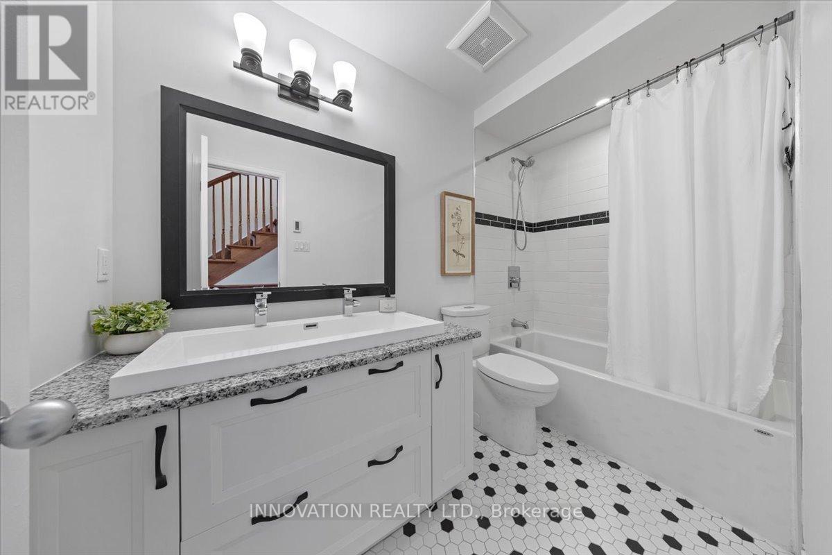 B - 36 Dufferin Road Property Photo 18