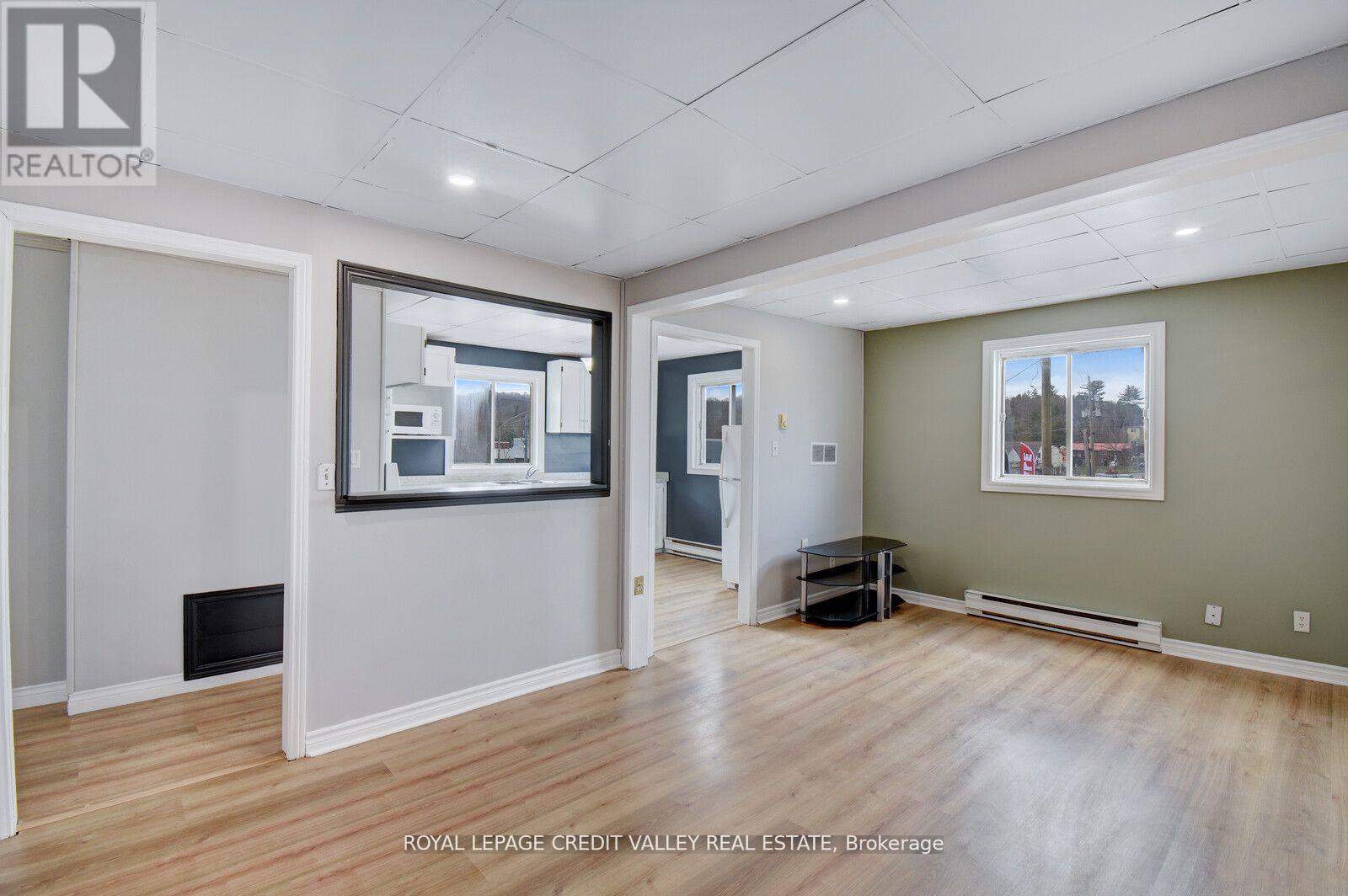 105 Hastings Street N Property Photo 13