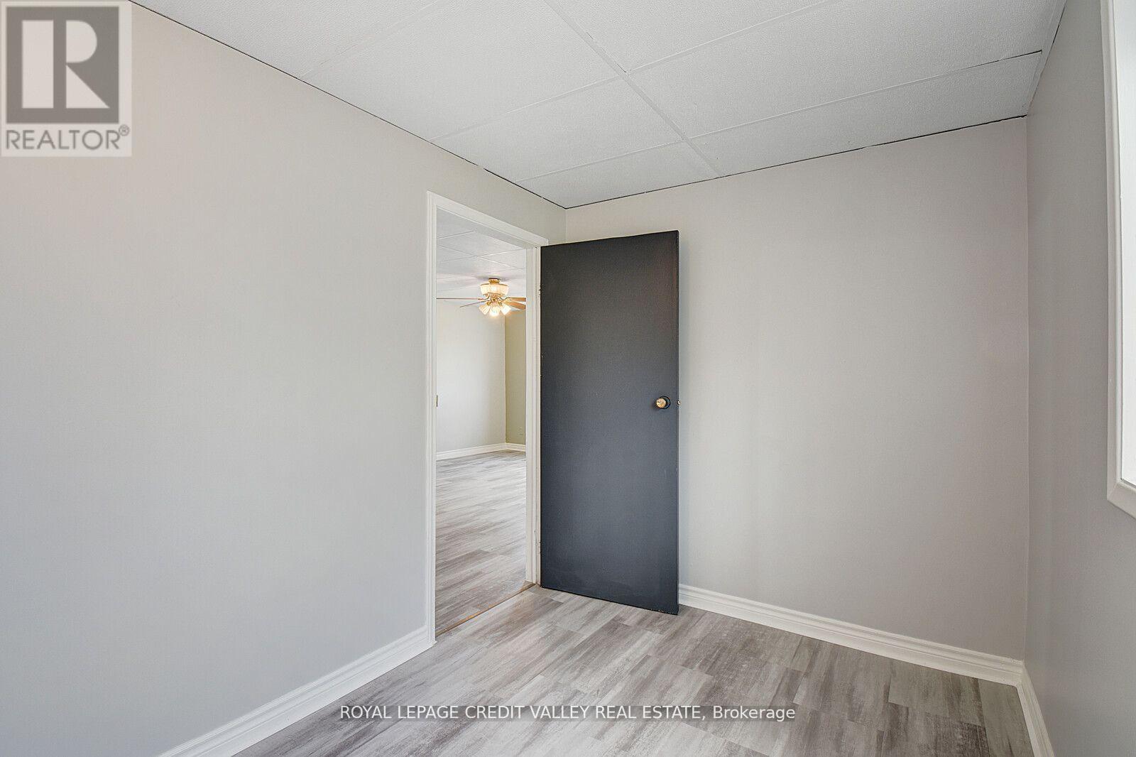 105 Hastings Street N Property Photo 30