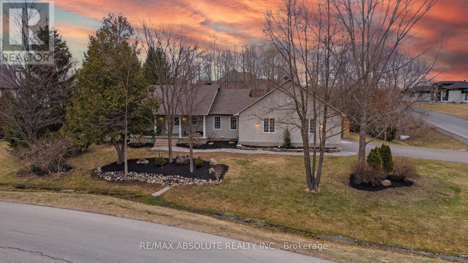 1601 SHAUNA CRESCENT Property Image