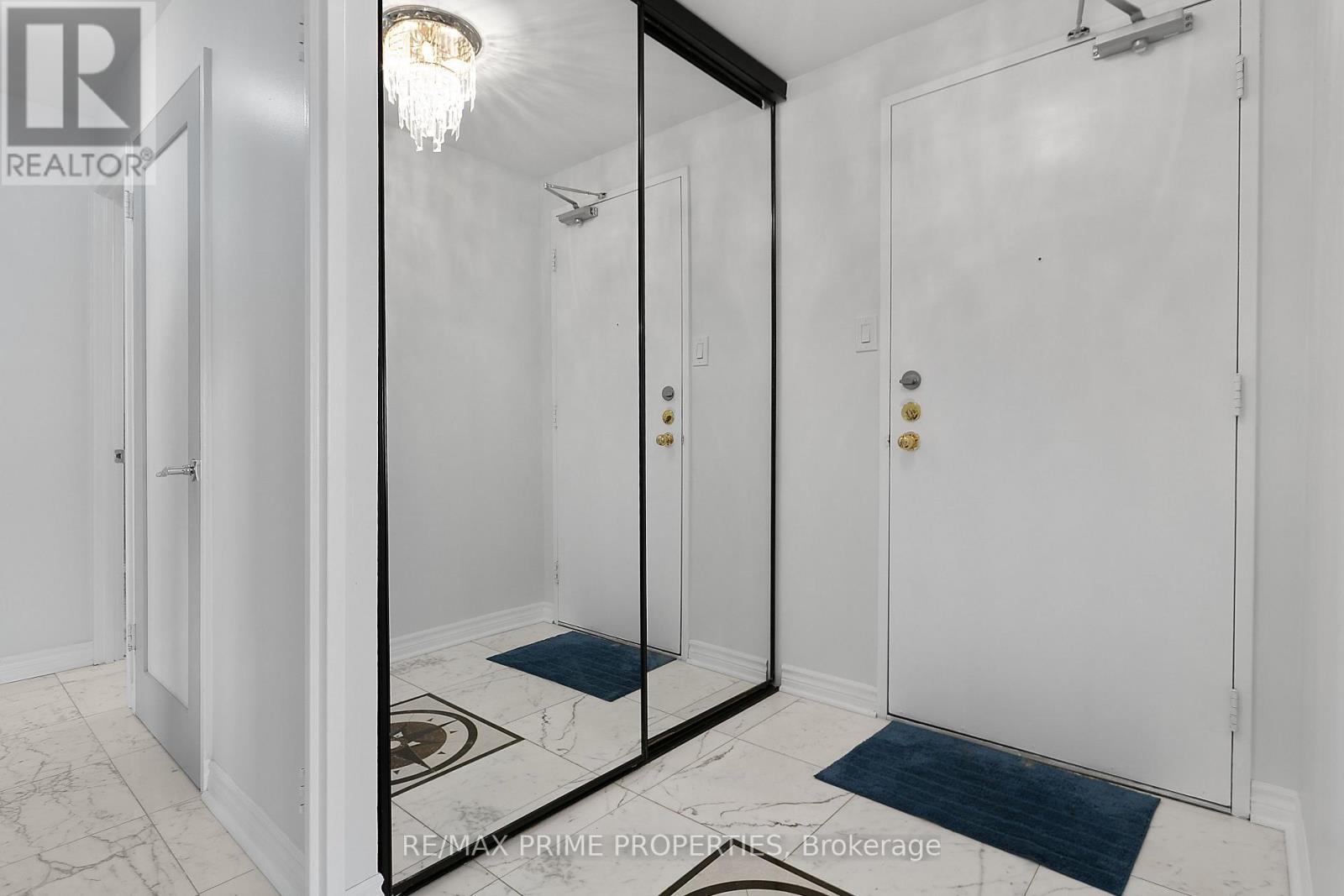 1603 - 1081 Ambleside Drive Property Photo 4