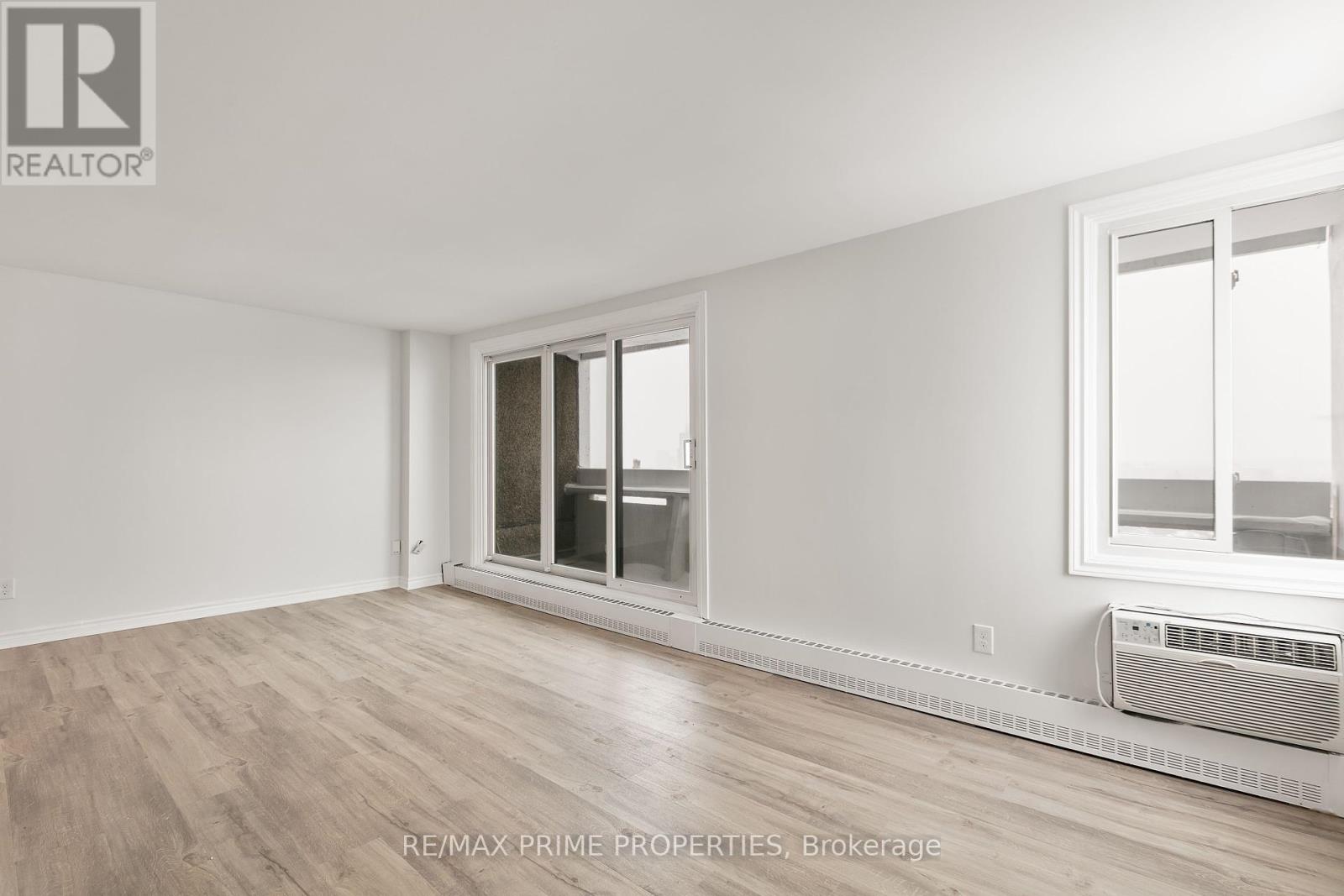 1603 - 1081 Ambleside Drive Property Photo 15