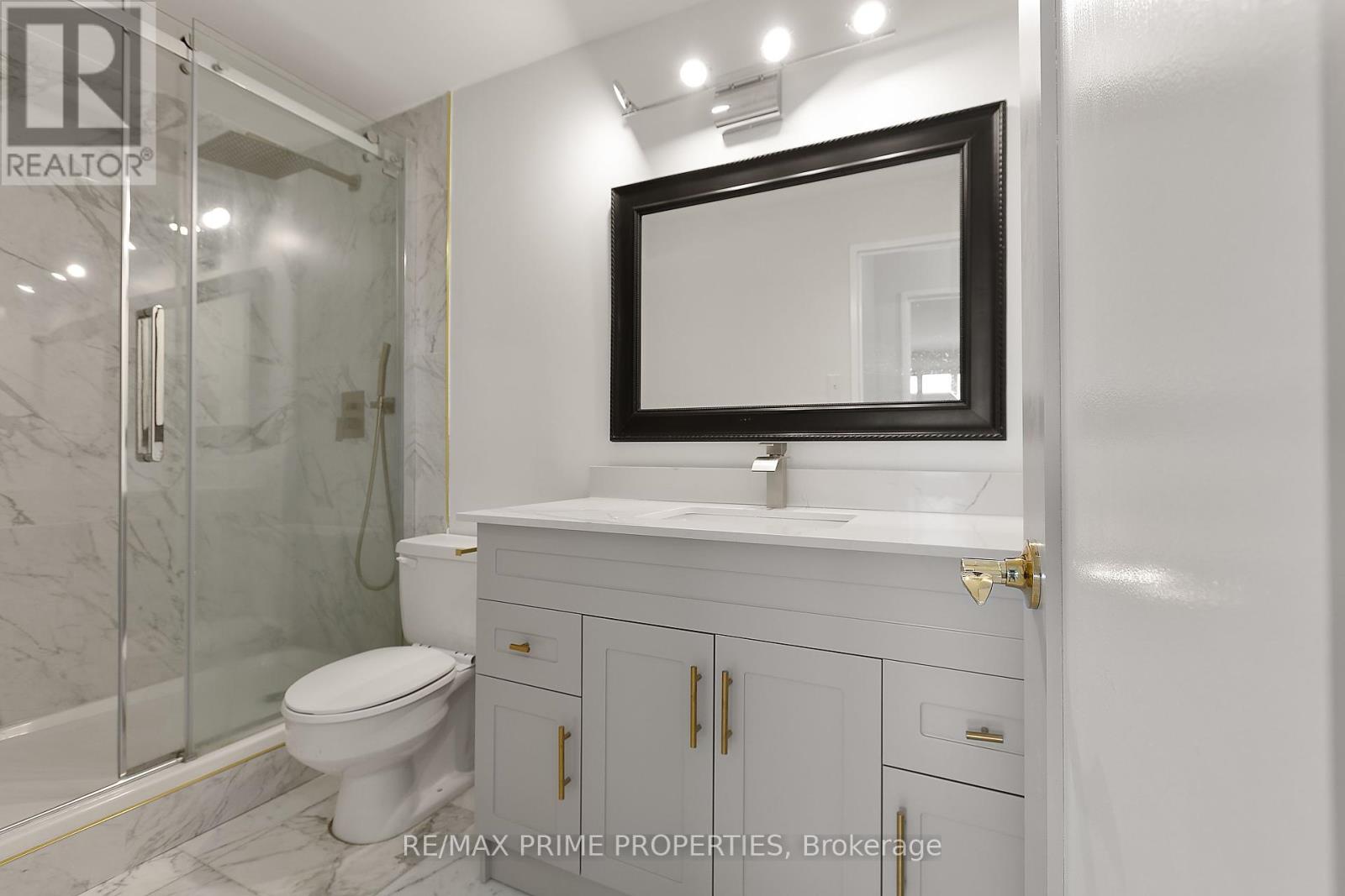 1603 - 1081 Ambleside Drive Property Photo 20