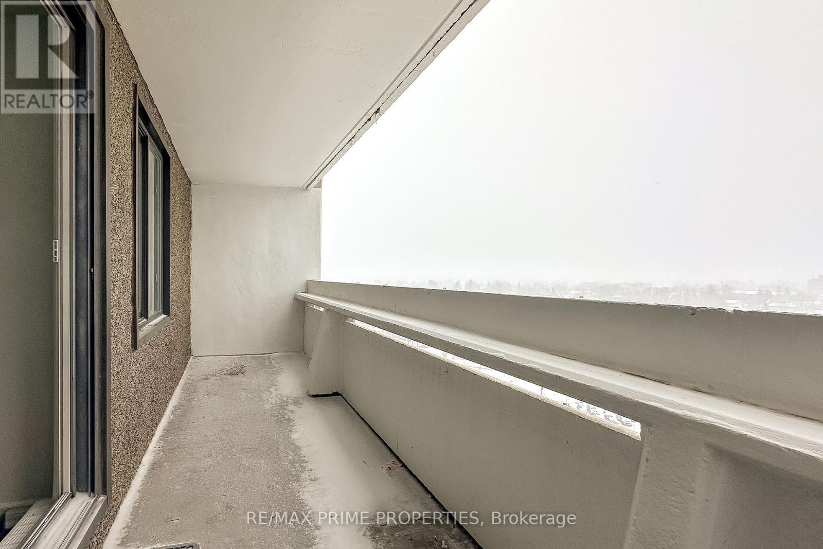 1603 - 1081 Ambleside Drive Property Photo 28