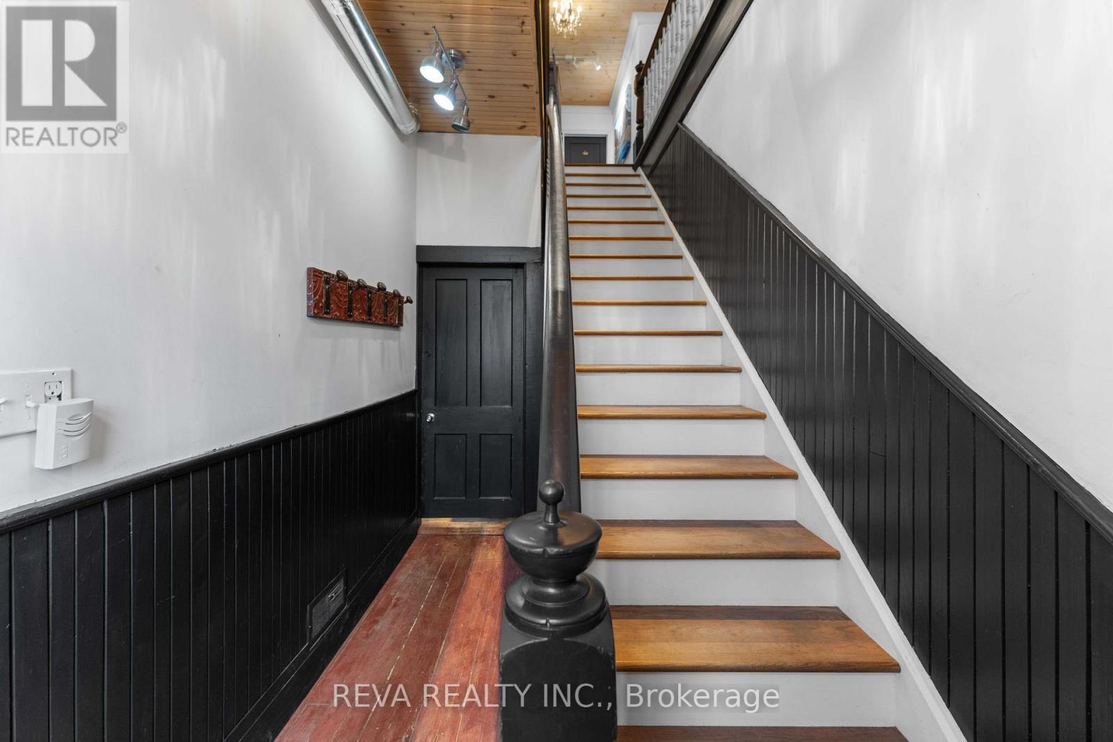 33002 Highway 62 N Property Photo 16