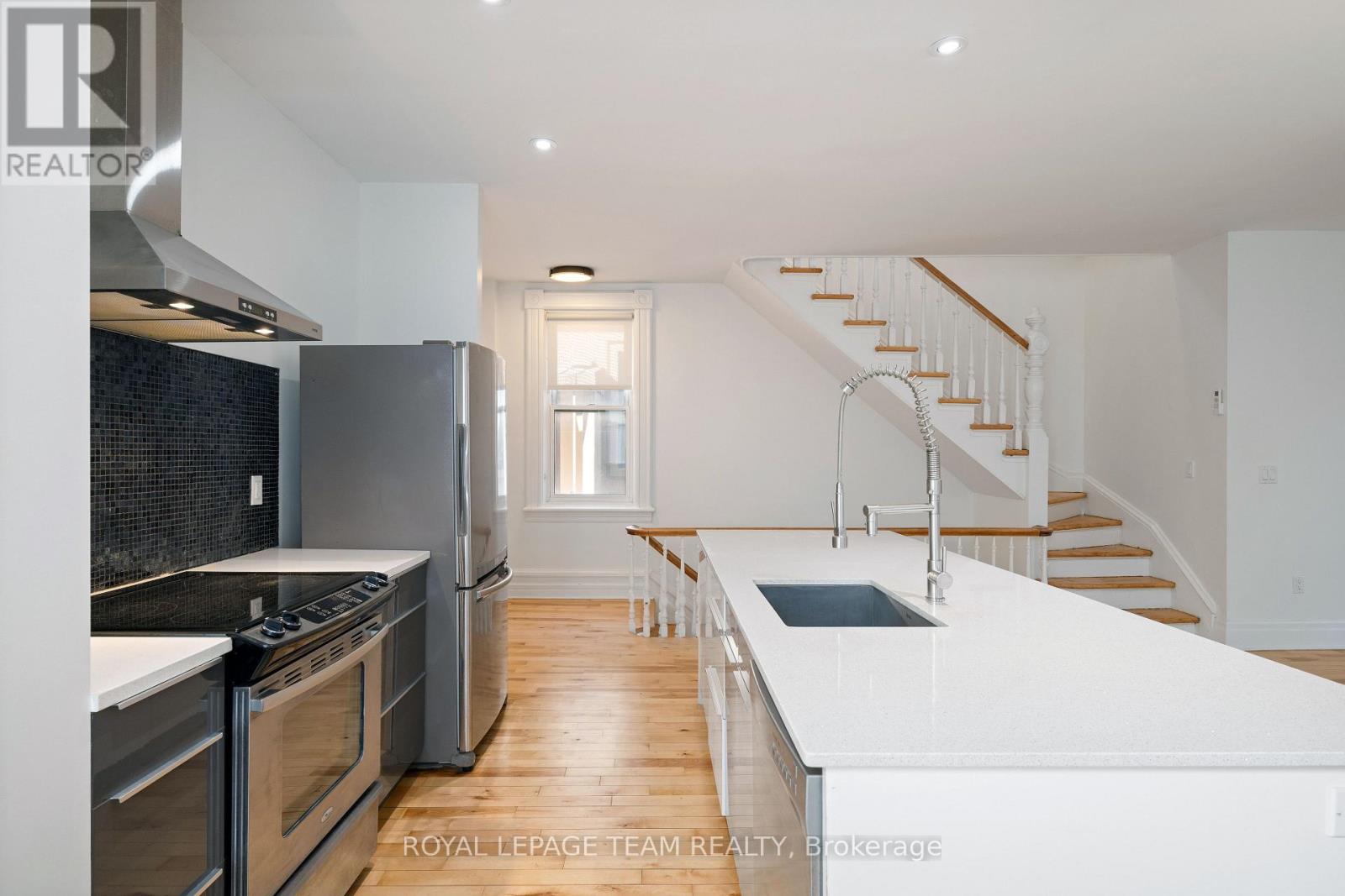 72 Maclaren Street Property Photo 31