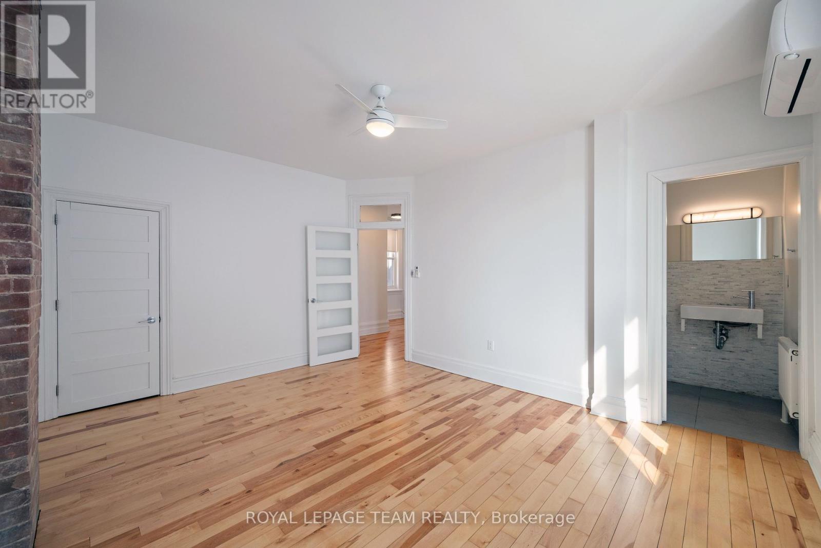 72 Maclaren Street Property Photo 35