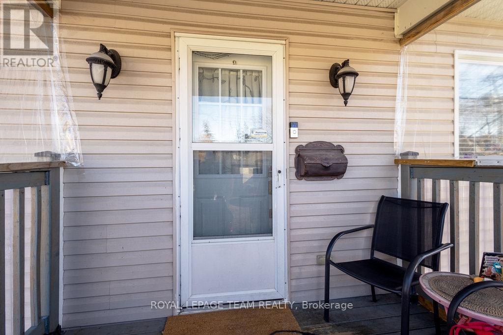 262 St Jacques Street Property Photo 2