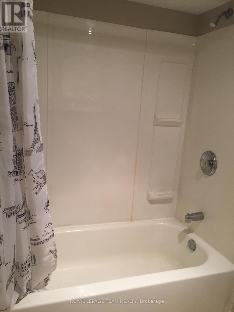 262 St Jacques Street Property Photo 23