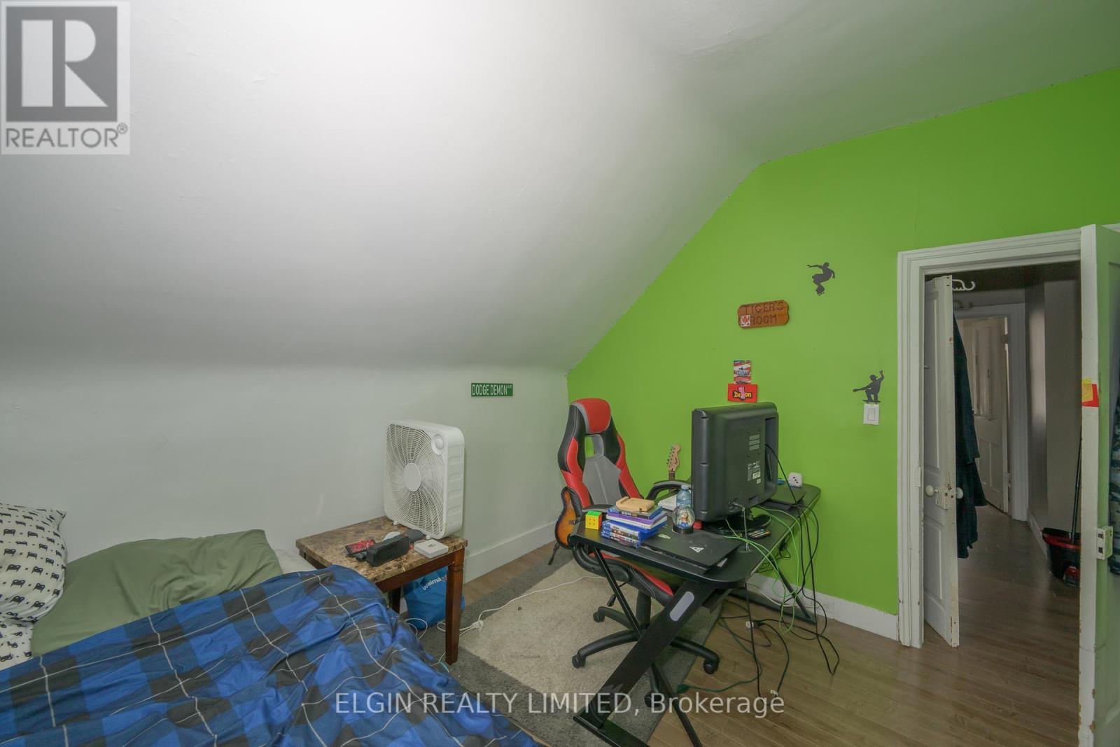 77 Kains Street Property Photo 12