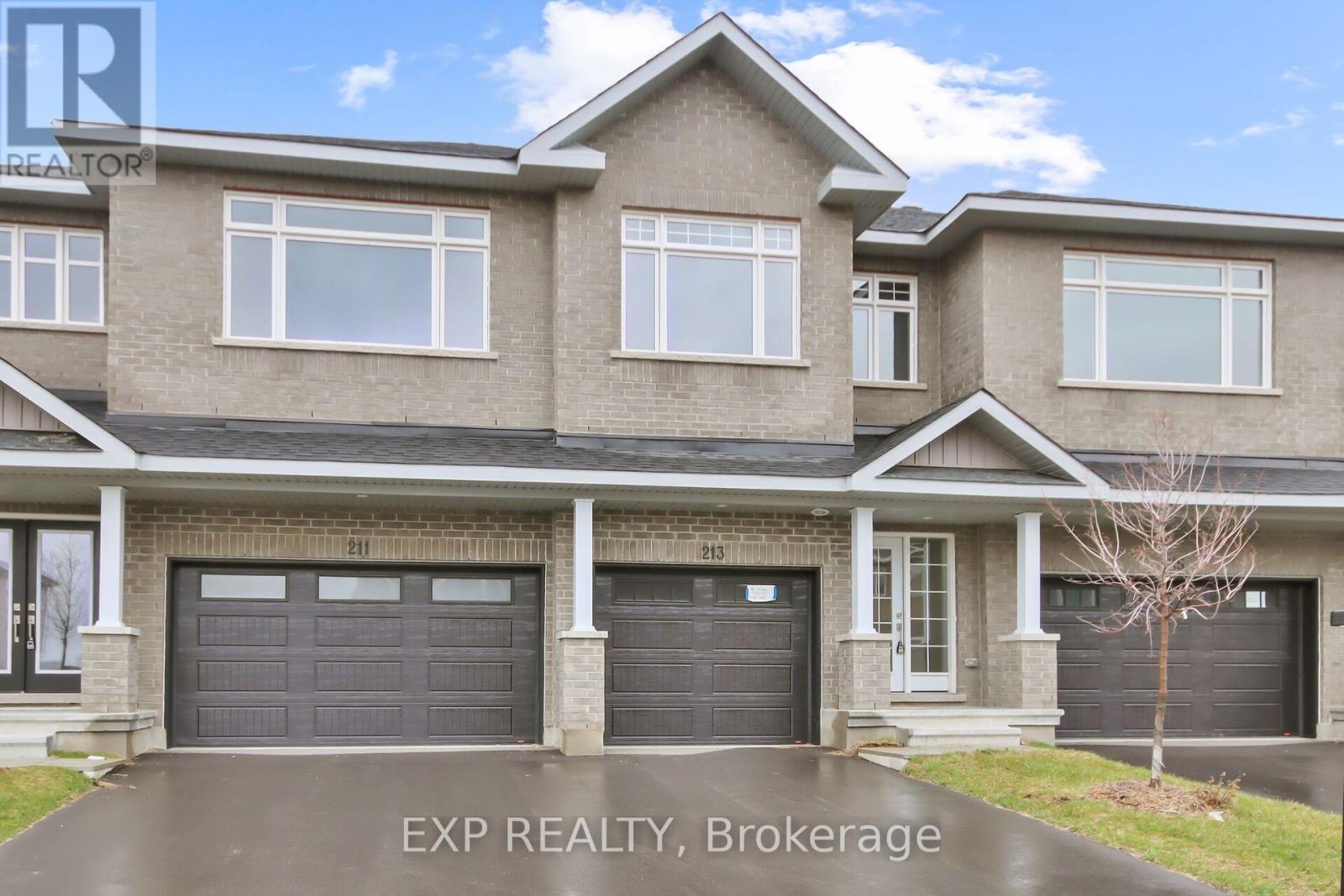 213 Hooper Street Property Photo 1
