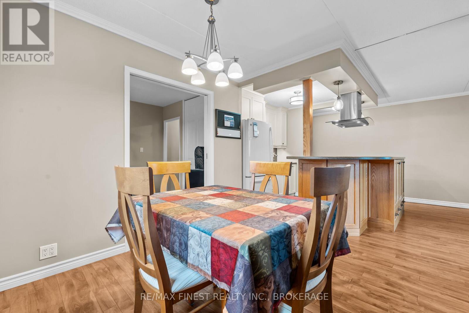 601 - 610 William Street Property Photo 14